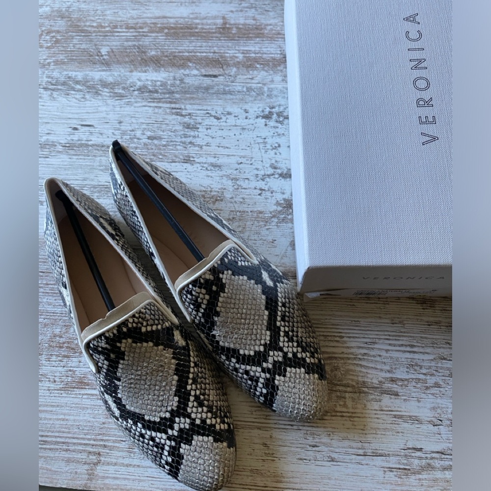 Veronica Beard Griffin Snakeskin Leather Loafer 6
